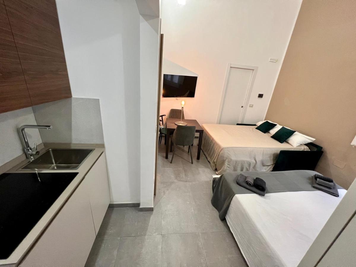 Tucci17 Apartment