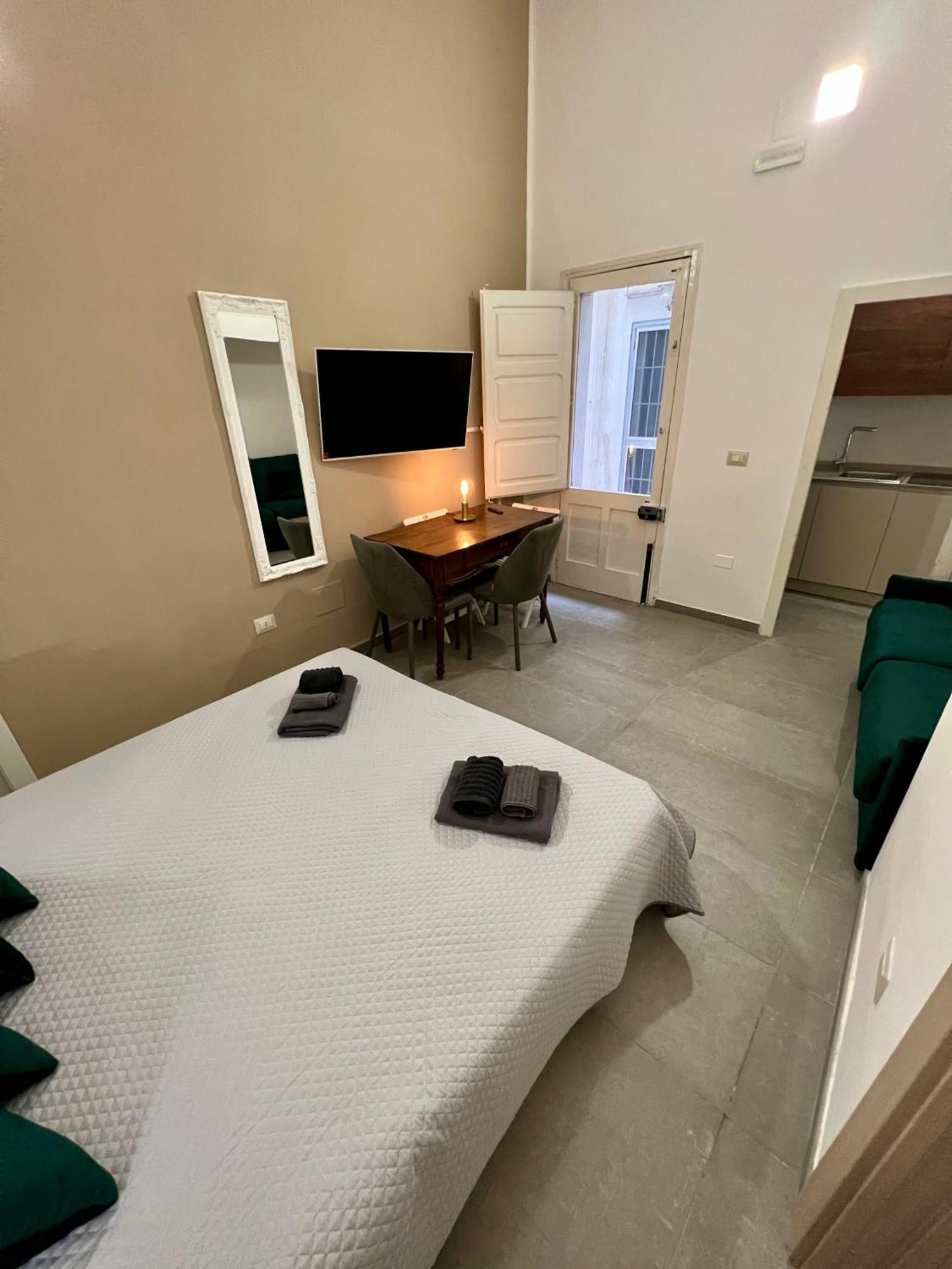 Tucci17 Apartment